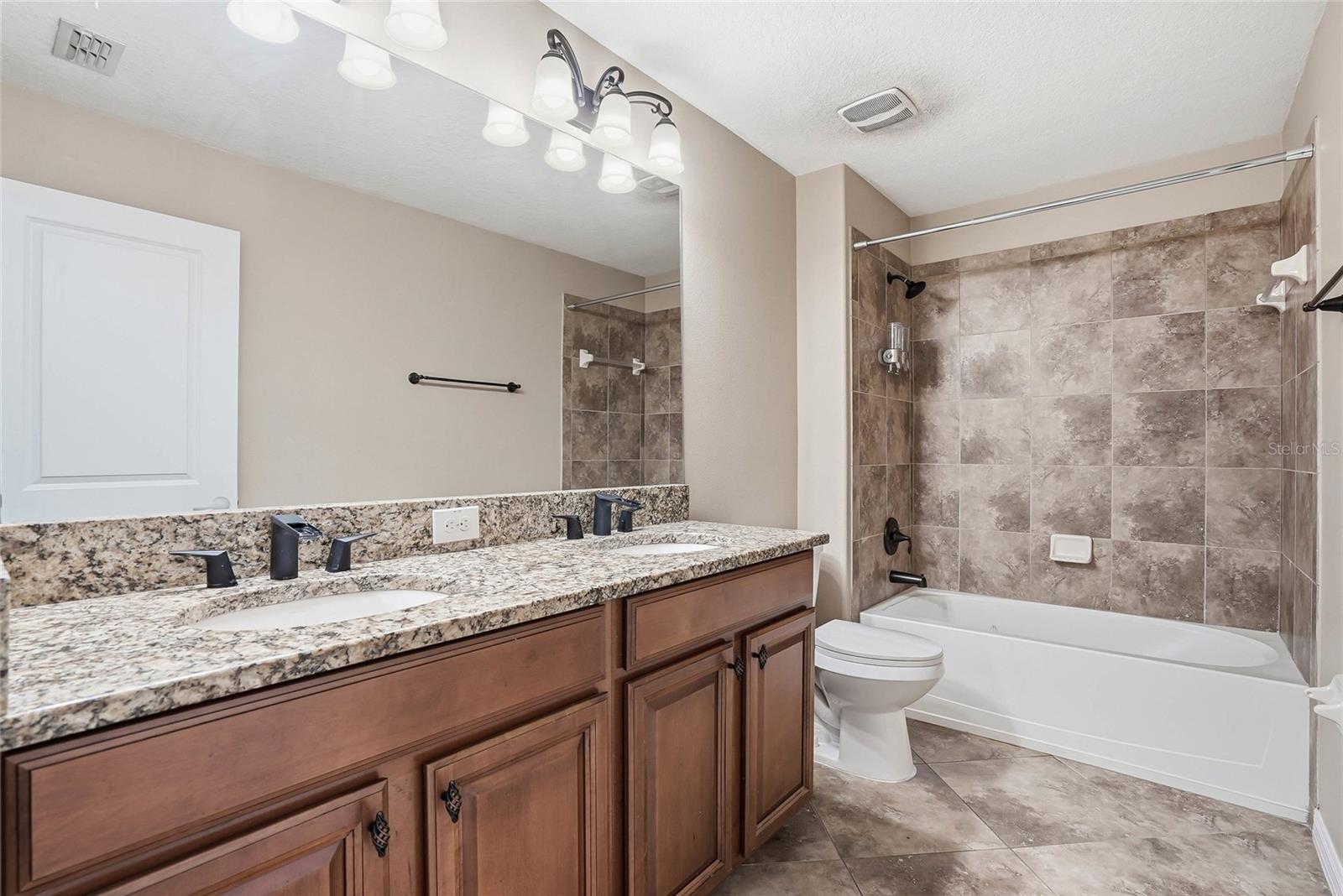 3987 ROUND TABLE CT, LAND O LAKES, FL — photo 38