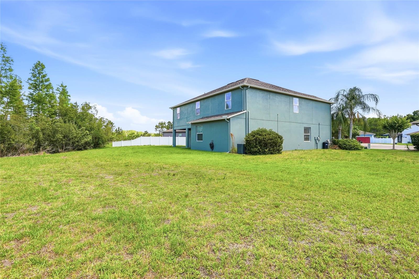3987 ROUND TABLE CT, LAND O LAKES, FL — photo 42