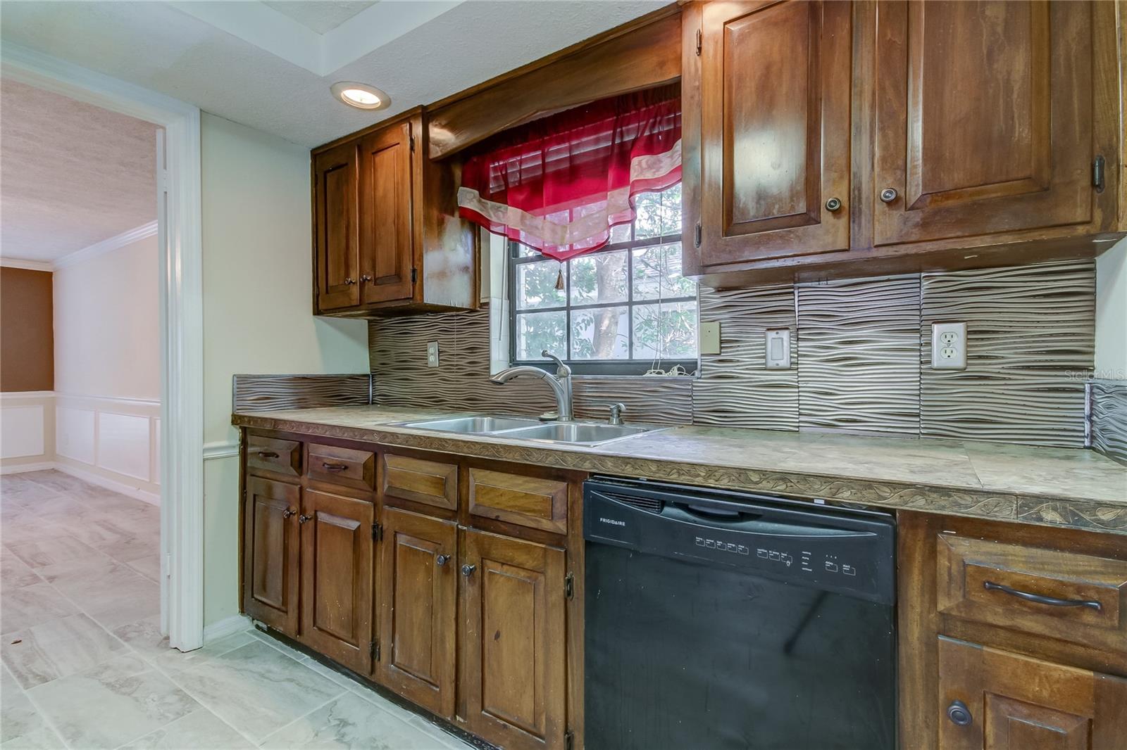 10406 RECLINATA LN, TAMPA, FL — photo 10