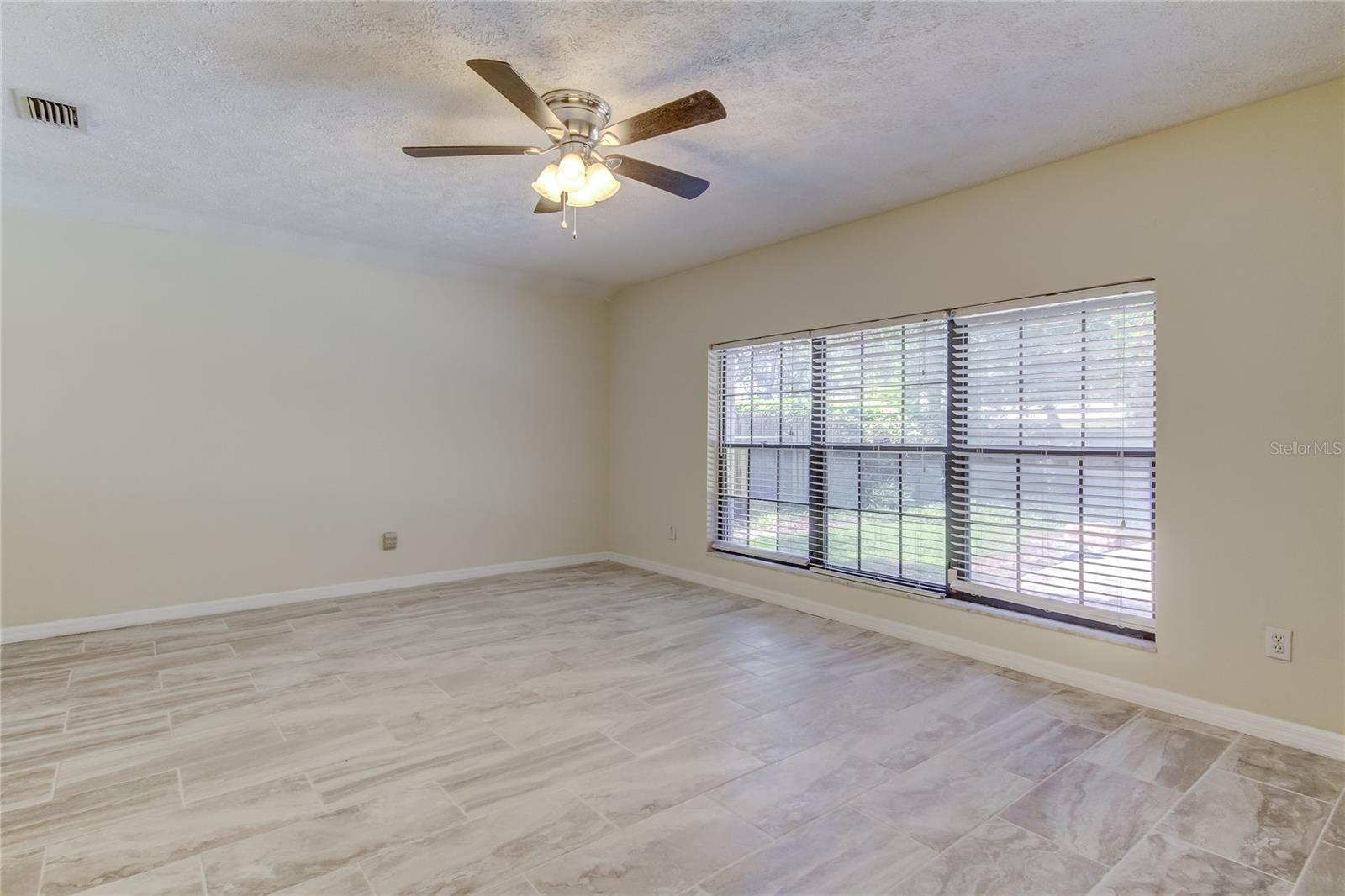 10406 RECLINATA LN, TAMPA, FL — photo 39