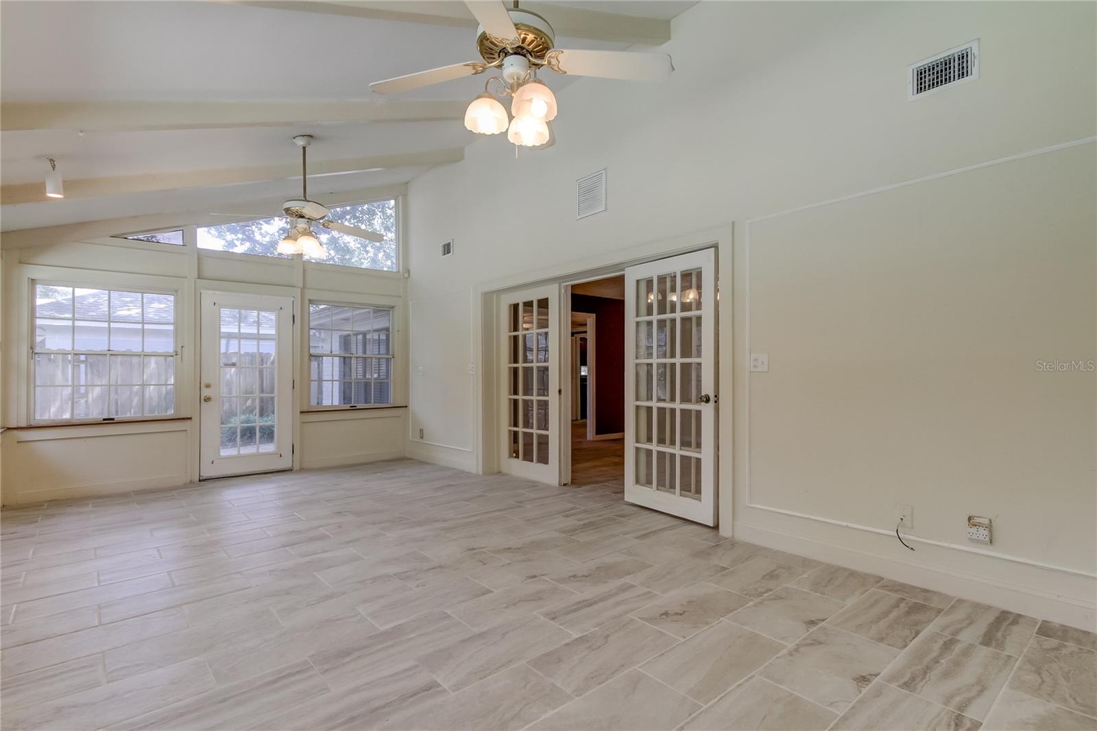 10406 RECLINATA LN, TAMPA, FL — photo 46
