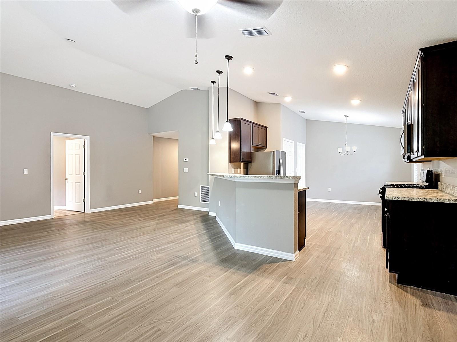 225 BELLA VERANO WAY, DAVENPORT, FL — photo 14