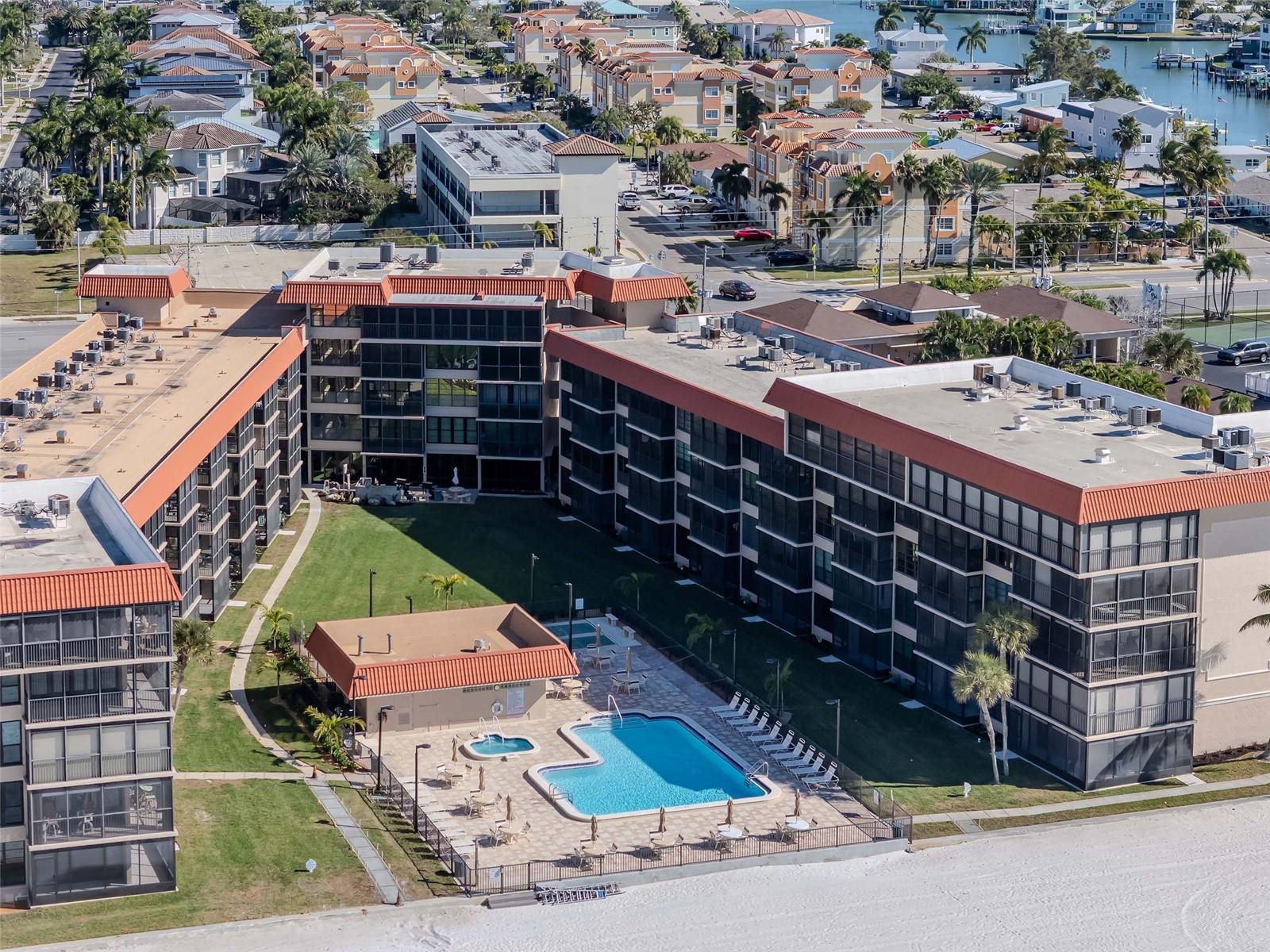 17580 GULF BLVD #403, REDINGTON SHORES, FL — photo 2