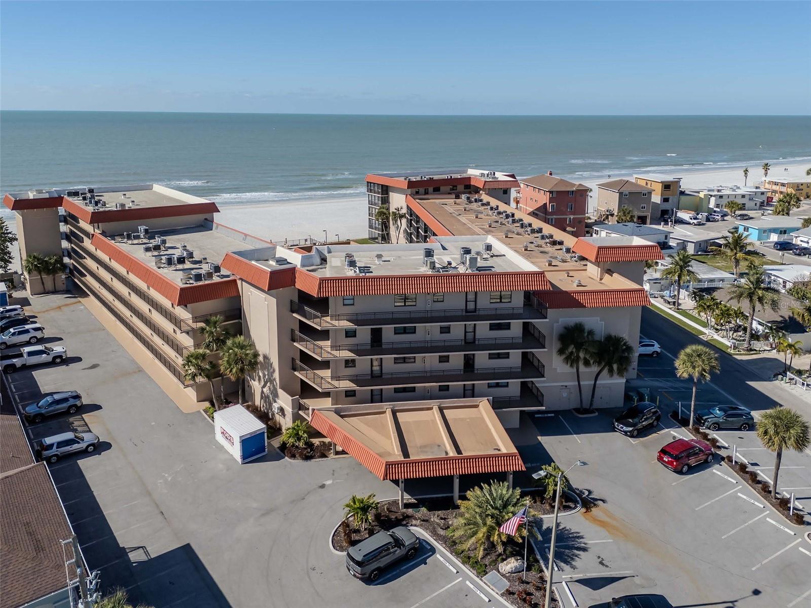 17580 GULF BLVD #403, REDINGTON SHORES, FL