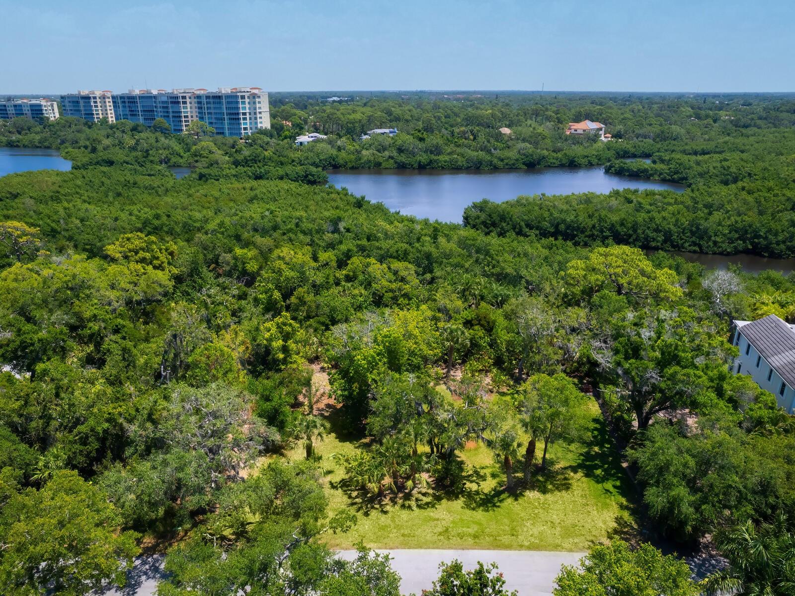 216 OSPREY POINT DR, OSPREY, FL — photo 2