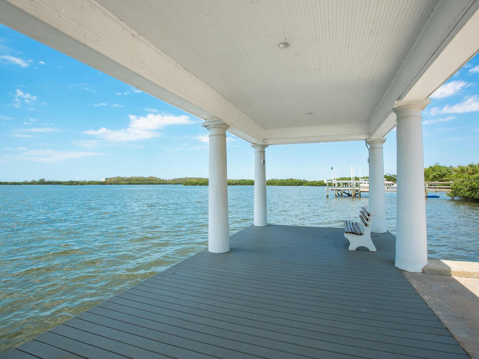 216 OSPREY POINT DR, OSPREY, FL — photo 9