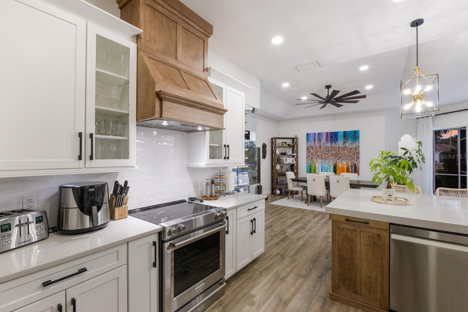 9405 BOXTHORN PL, BRADENTON, FL — photo 11