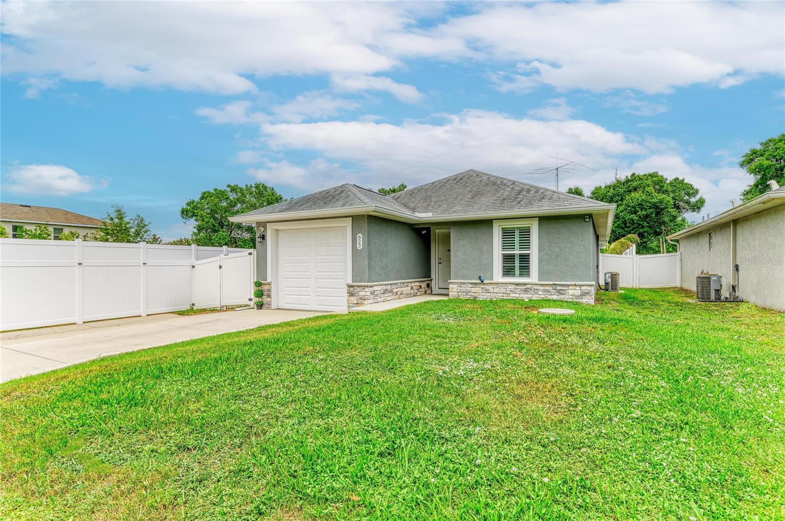 823 BACON AVE, SARASOTA, FL