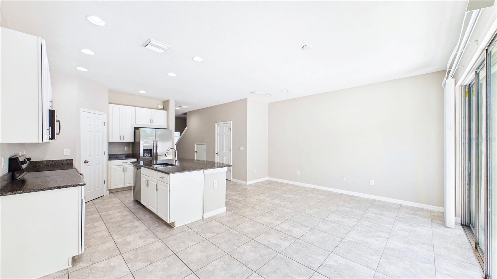 7214 GRAND ELM DR, RIVERVIEW, FL — photo 11