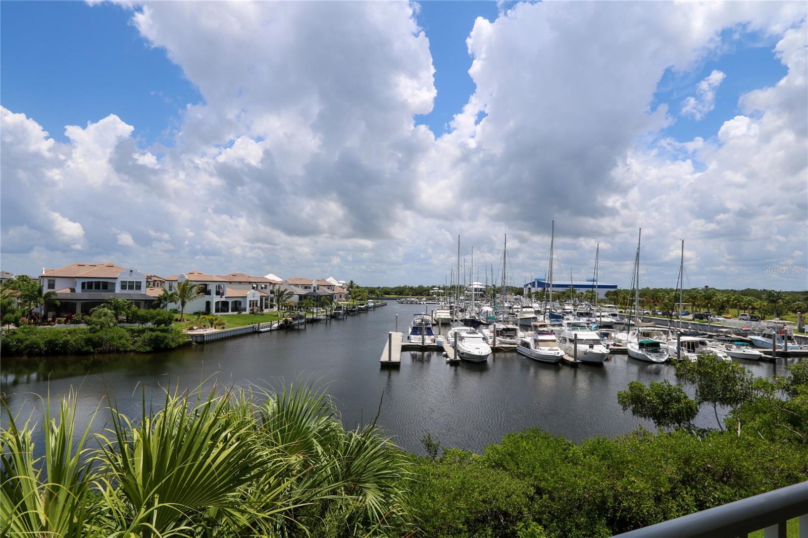 447 BAHIA BEACH BLVD, RUSKIN, FL — photo 2