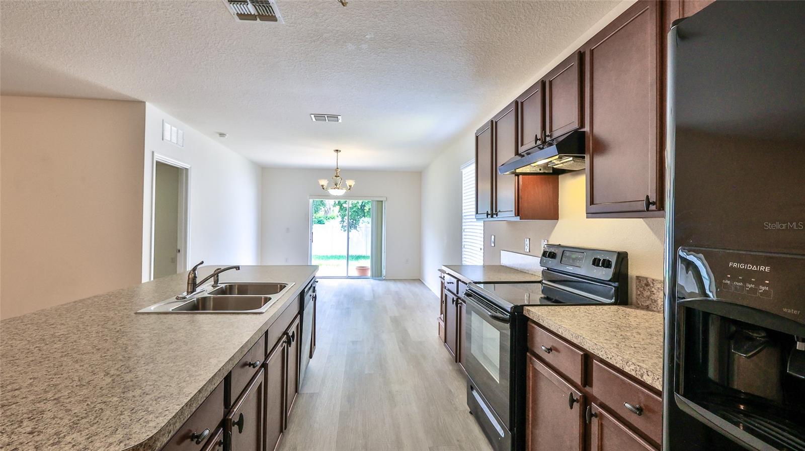 346 ADMIRALTY CT, EDGEWATER, FL — photo 4