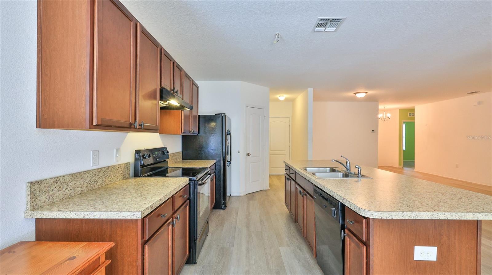 346 ADMIRALTY CT, EDGEWATER, FL — photo 5