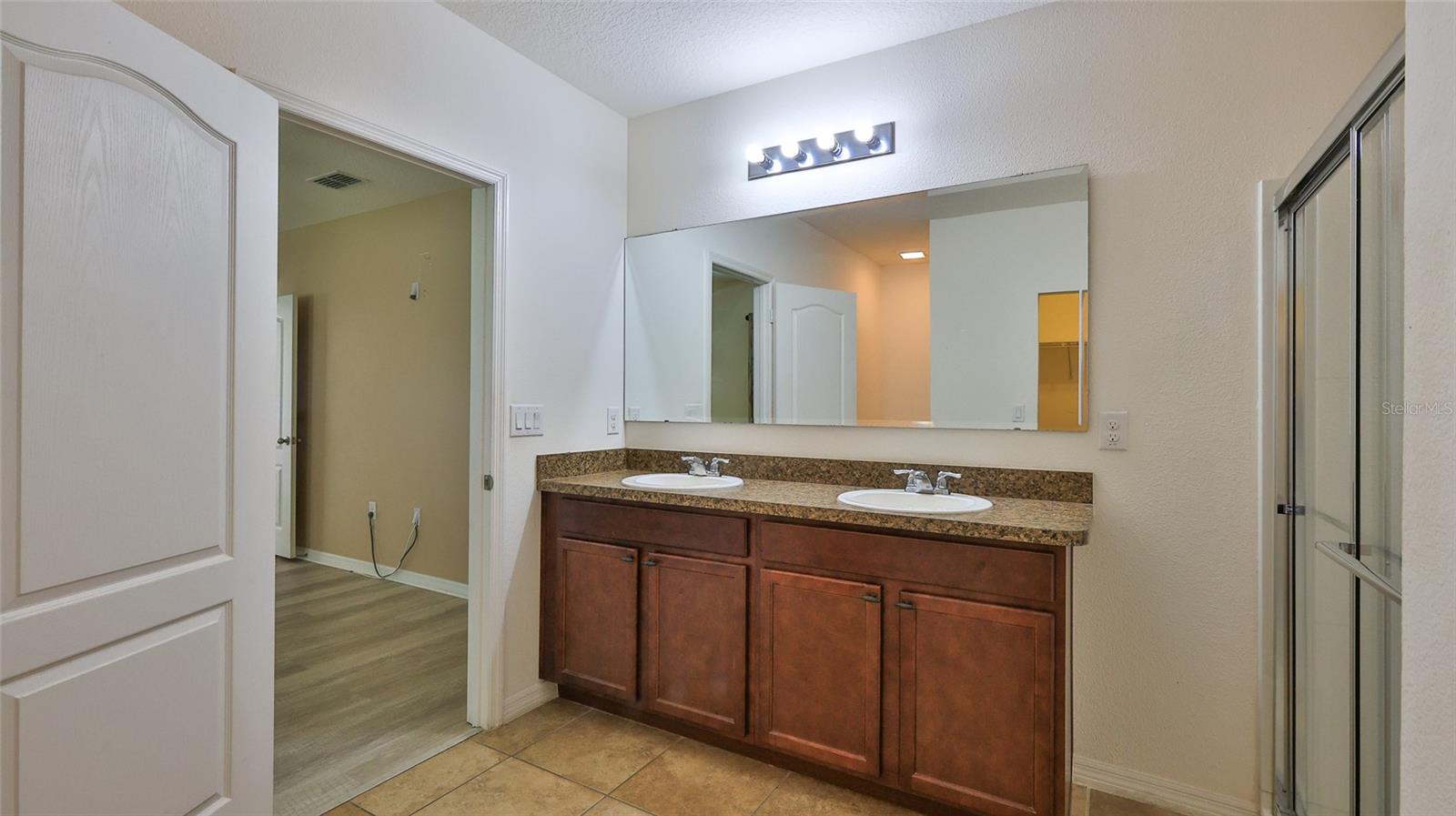 346 ADMIRALTY CT, EDGEWATER, FL — photo 23