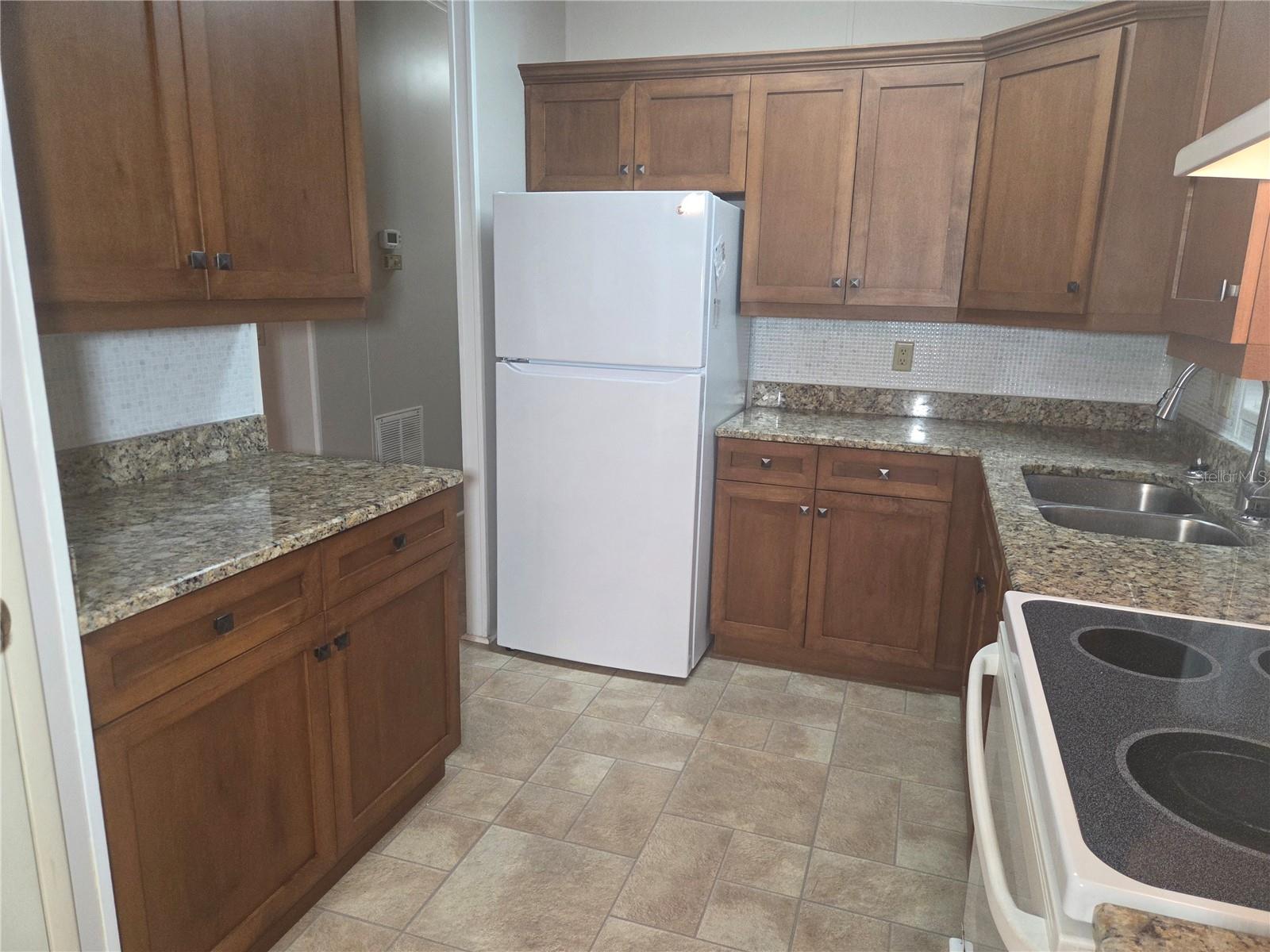 5707 45TH ST E #120, BRADENTON, FL — photo 3