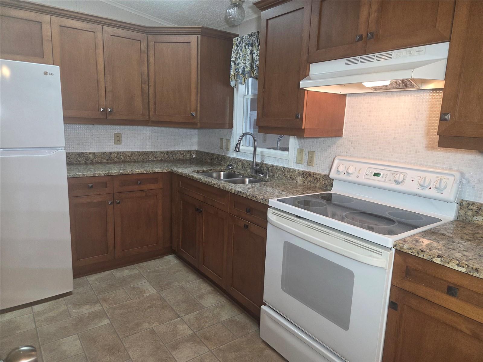 5707 45TH ST E #120, BRADENTON, FL — photo 4