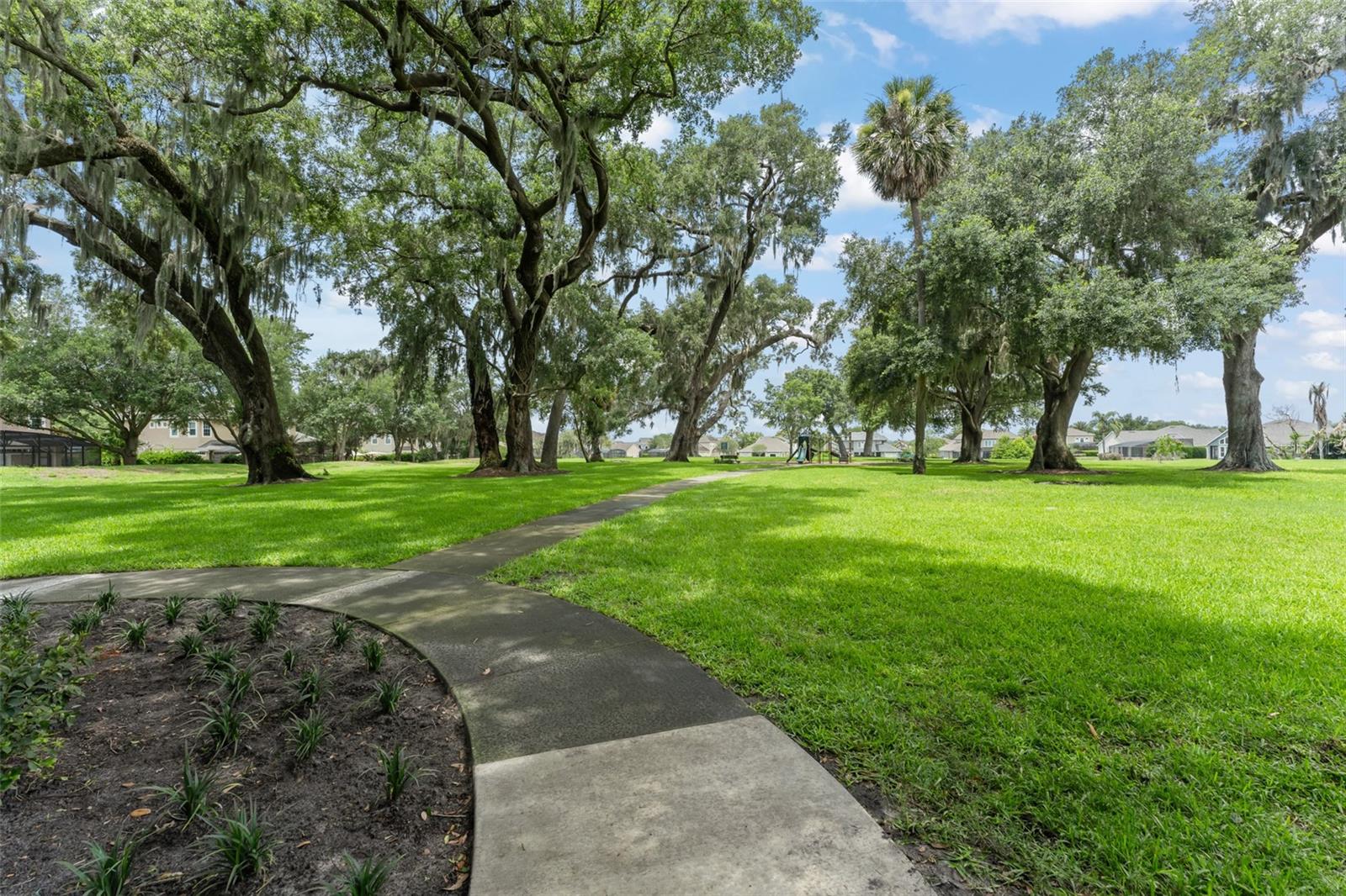 14411 HAMPSHIRE BAY CIR, WINTER GARDEN, FL — photo 65
