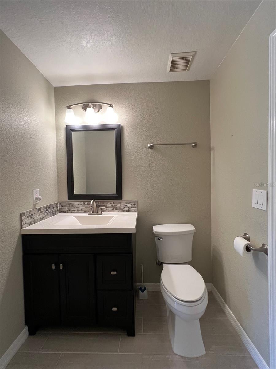 2634 TWINKLE AVE, NORTH PORT, FL — photo 17