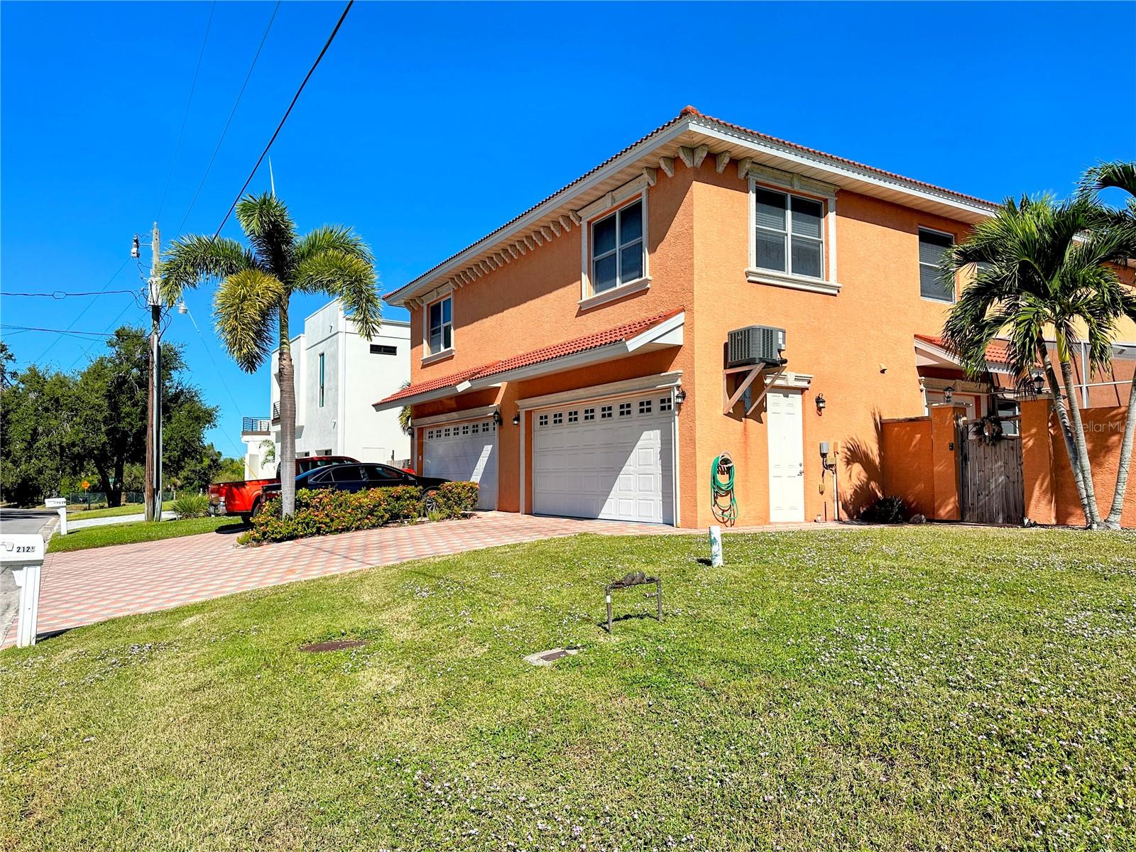 2119 & 2125 MONTCLAIR DR #1 & 2, SARASOTA, FL — photo 7
