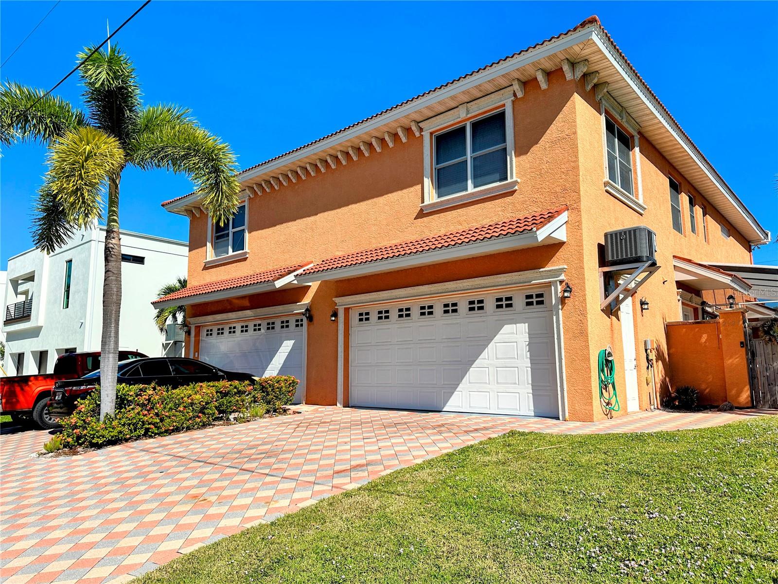 2119 & 2125 MONTCLAIR DR #1 & 2, SARASOTA, FL — photo 8