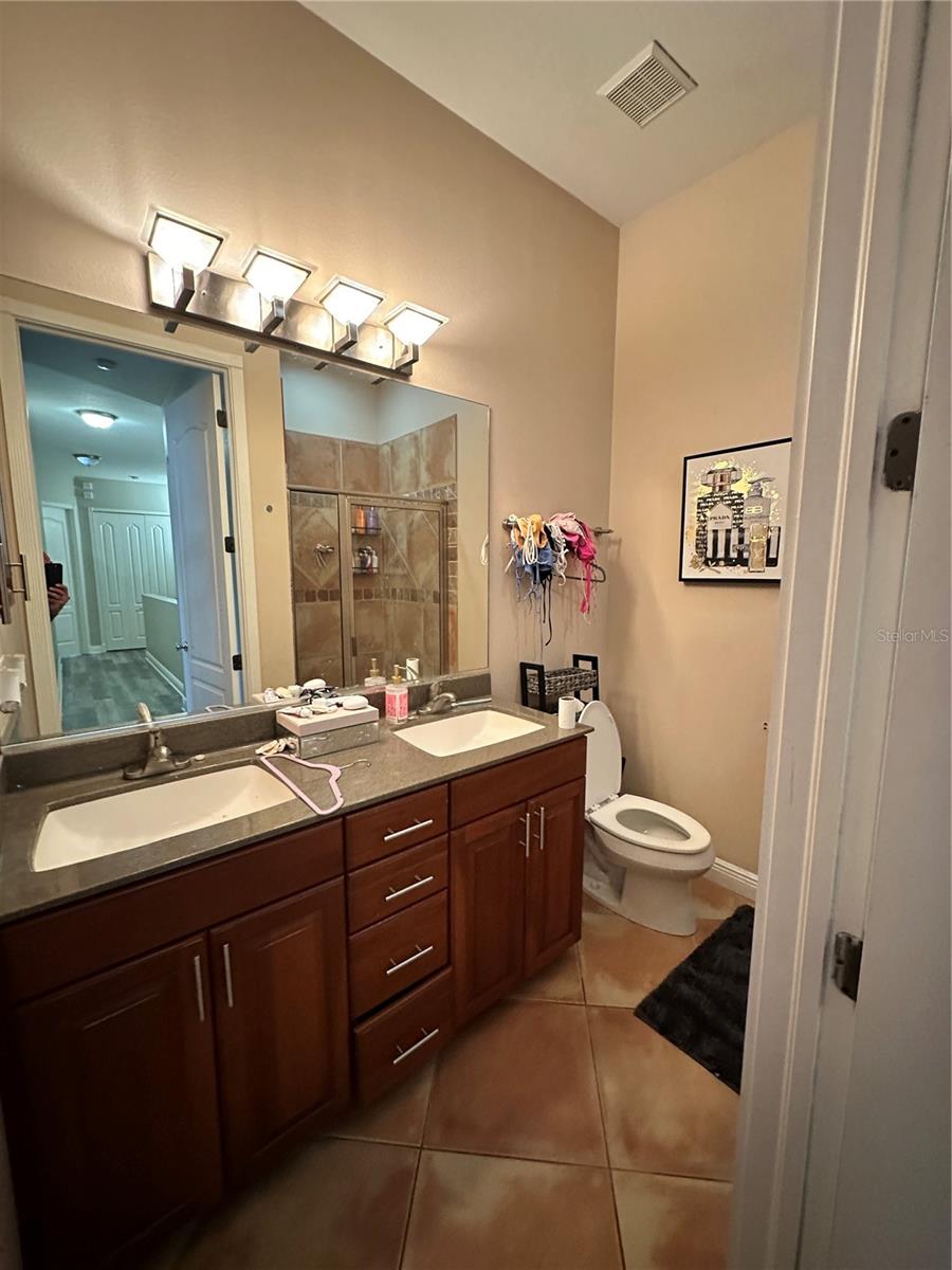 2119 & 2125 MONTCLAIR DR #1 & 2, SARASOTA, FL — photo 30