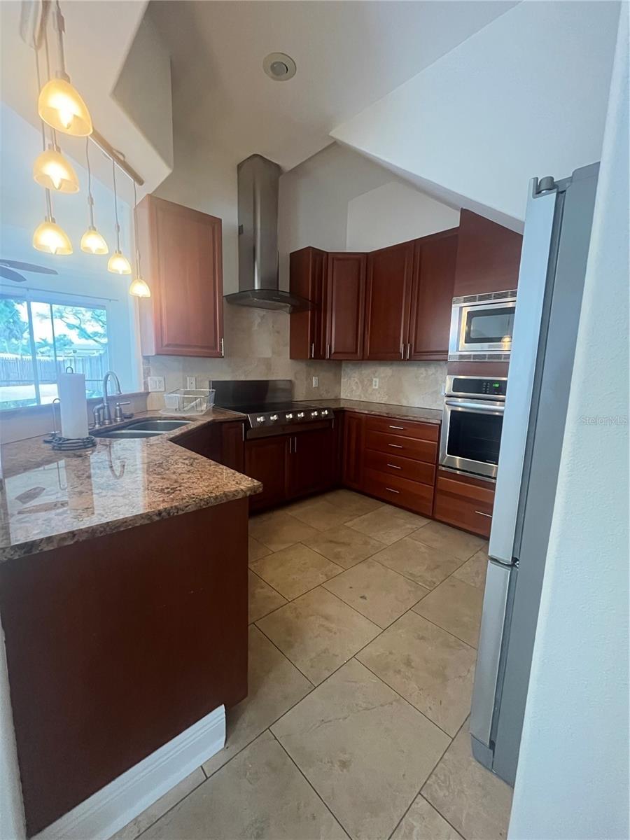 2119 & 2125 MONTCLAIR DR #1 & 2, SARASOTA, FL — photo 56