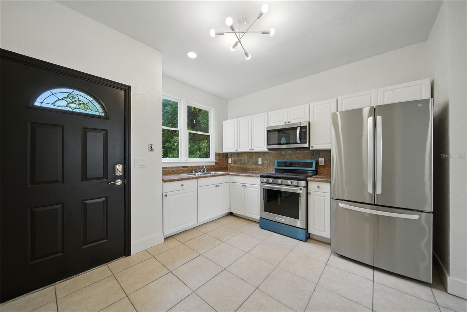 501 E SPARKMAN AVE, TAMPA, FL — photo 10