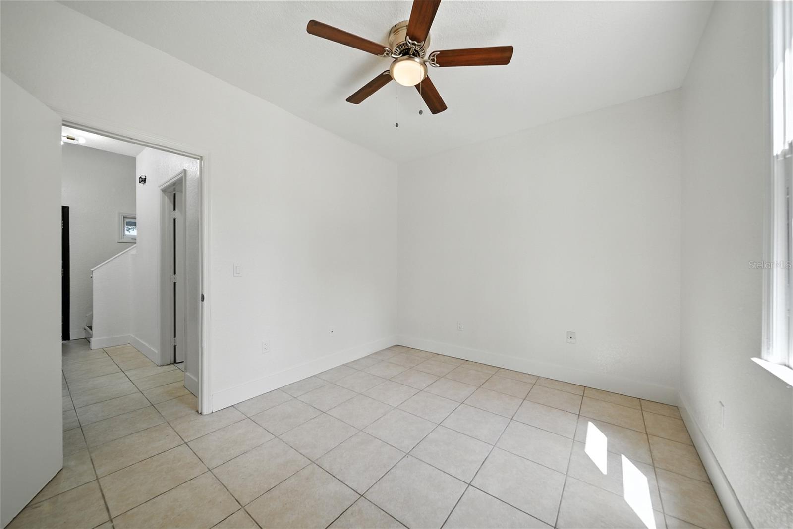 501 E SPARKMAN AVE, TAMPA, FL — photo 14