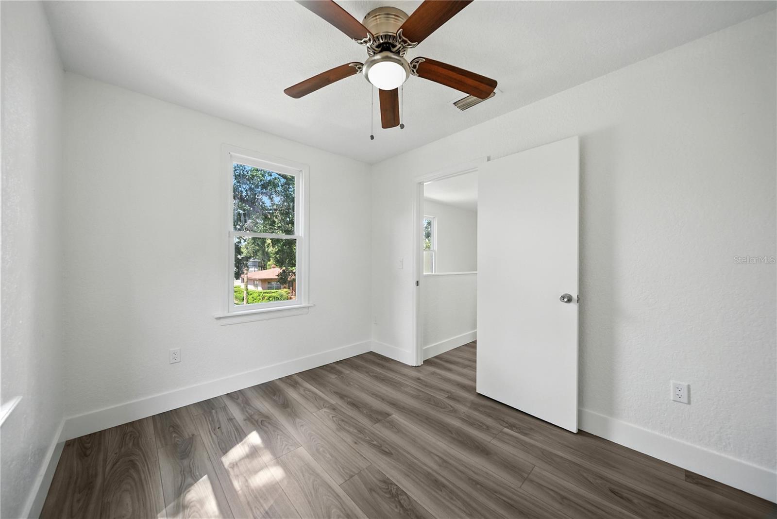 501 E SPARKMAN AVE, TAMPA, FL — photo 24