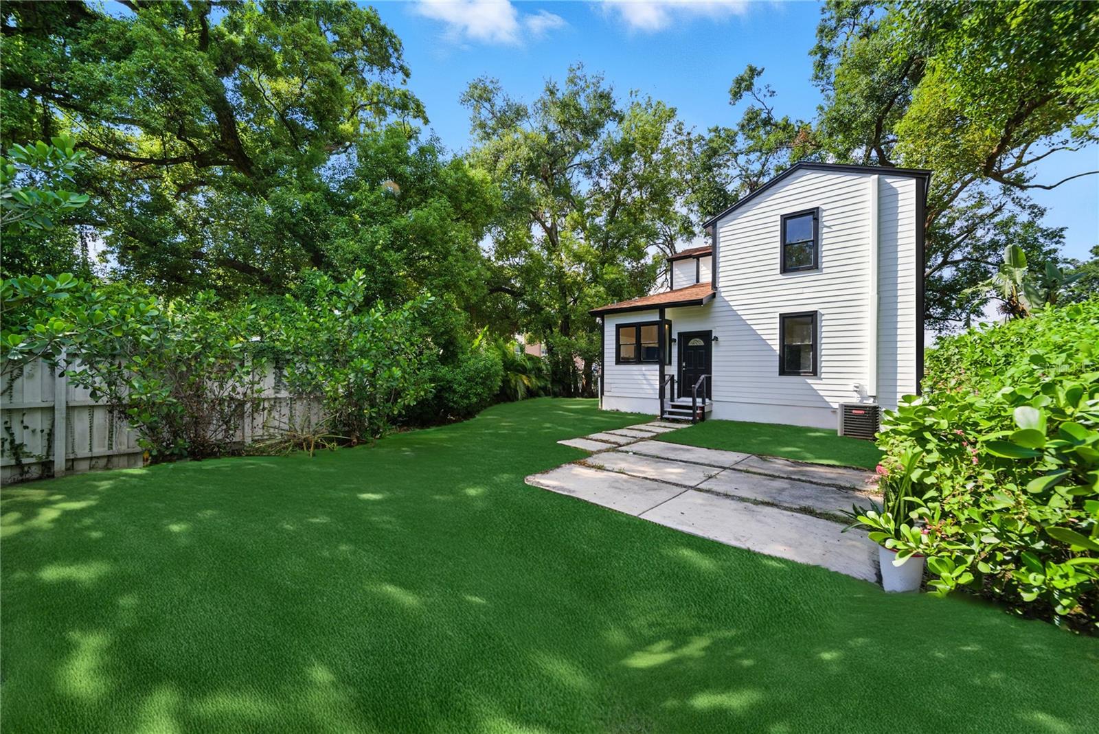 501 E SPARKMAN AVE, TAMPA, FL — photo 26