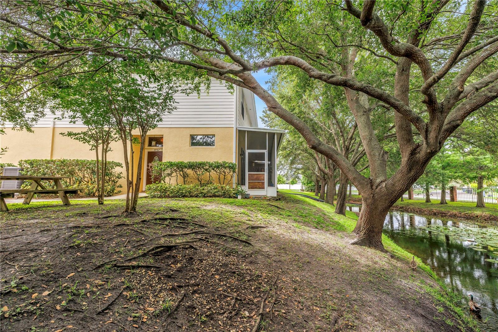 2982 ESTANCIA PL, CLEARWATER, FL — photo 43
