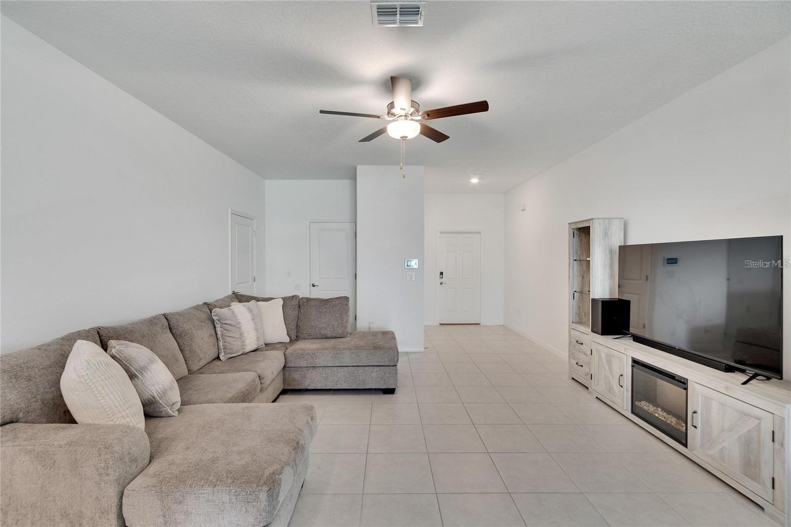14444 EDITORS NOTE ST, SUN CITY CENTER, FL — photo 7