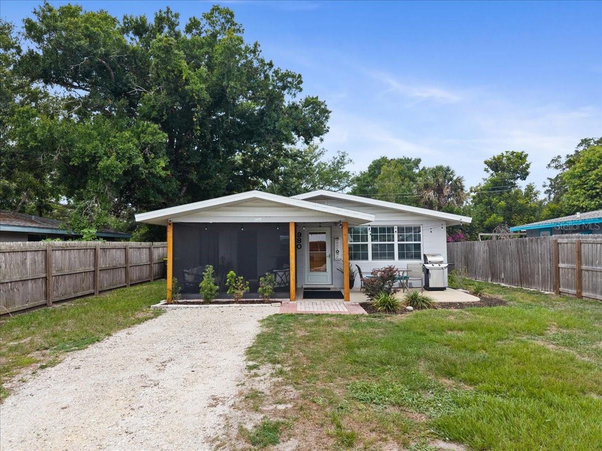980 CHARLOTTE AVE, SARASOTA, FL