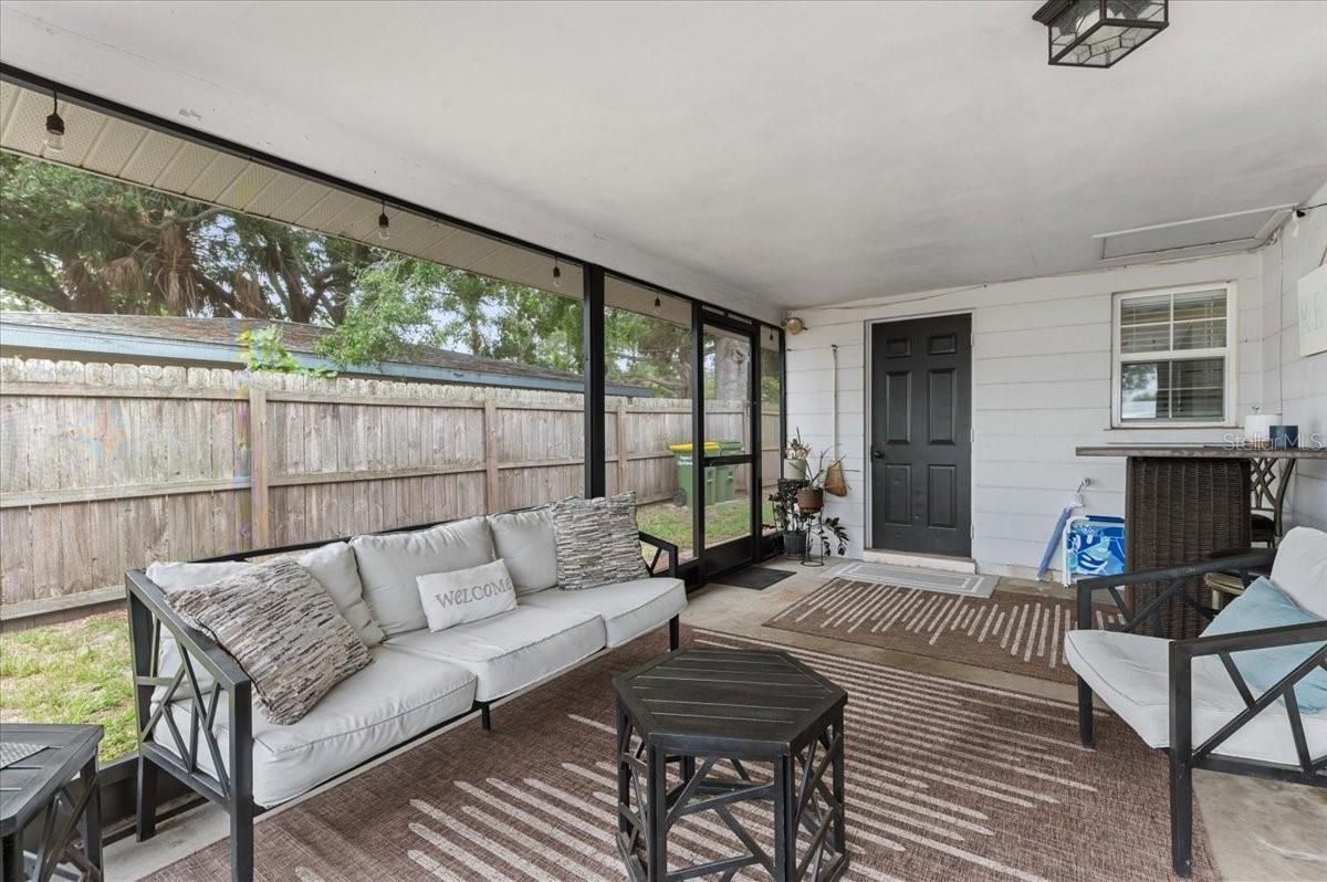980 CHARLOTTE AVE, SARASOTA, FL — photo 4