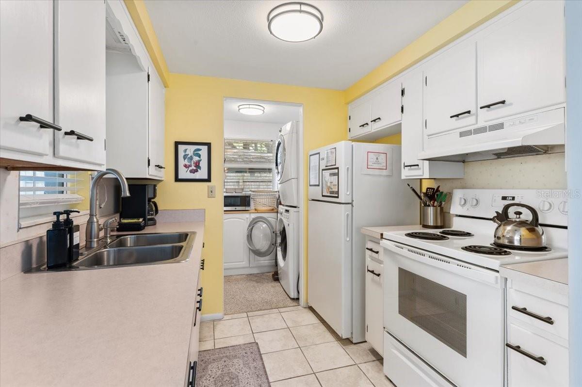 980 CHARLOTTE AVE, SARASOTA, FL — photo 12