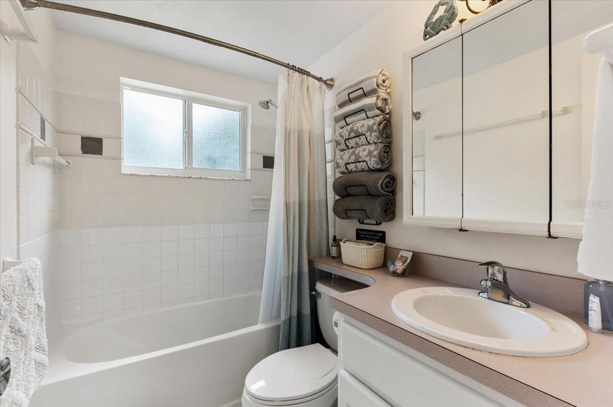 980 CHARLOTTE AVE, SARASOTA, FL — photo 19