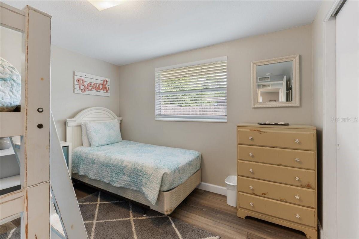 980 CHARLOTTE AVE, SARASOTA, FL — photo 21