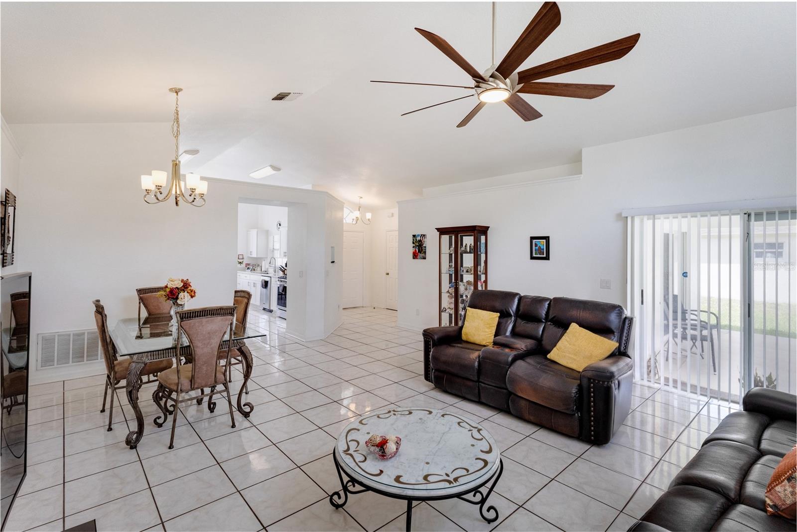 437 VIA DEL SOL DR, DAVENPORT, FL — photo 12