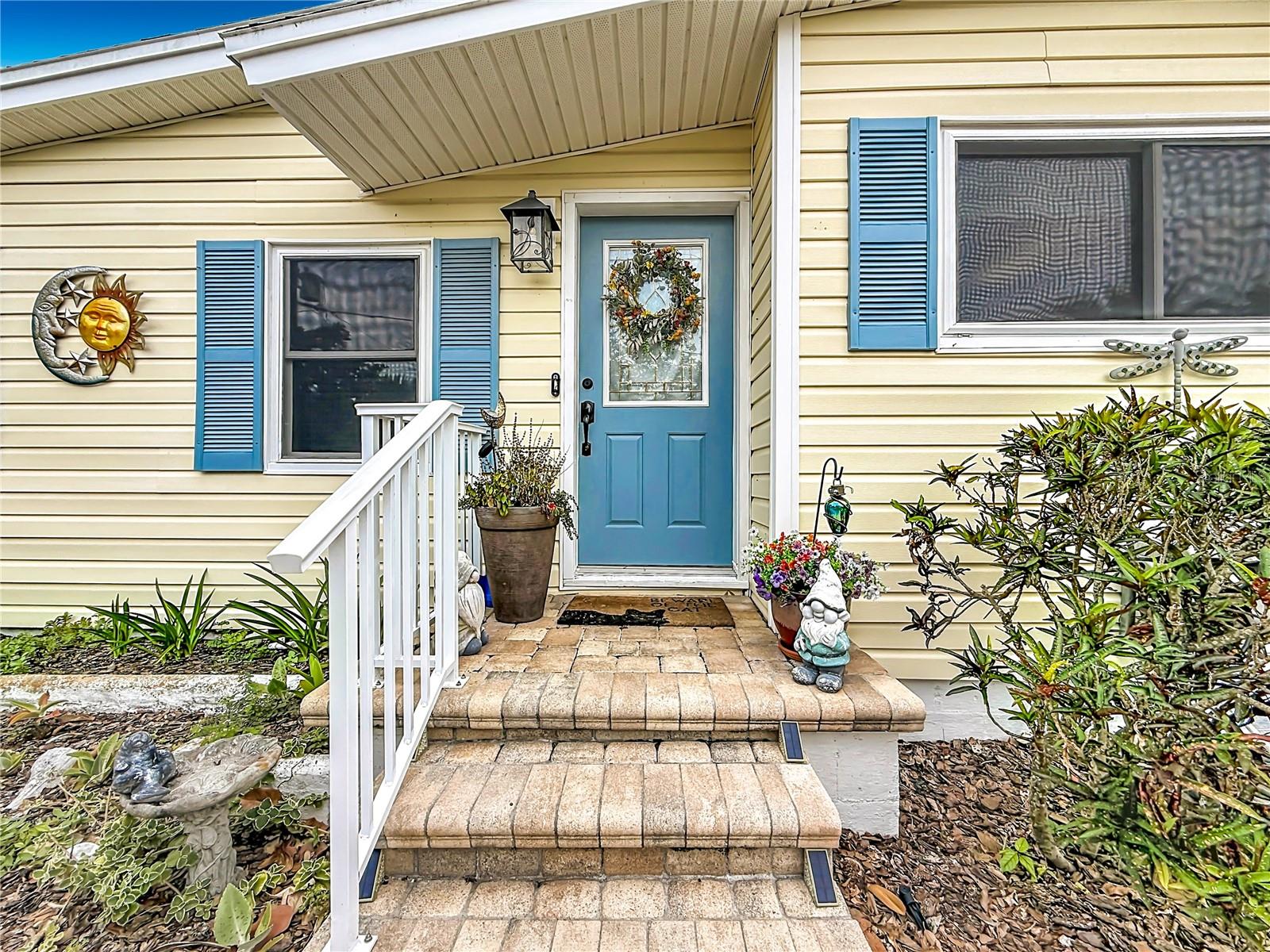 2045 BROADWAY, CLEARWATER, FL — photo 3