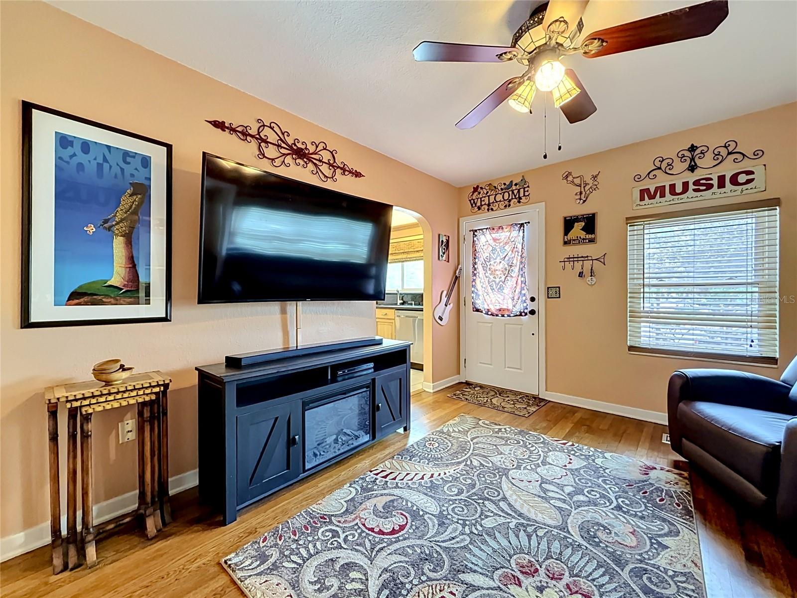 2045 BROADWAY, CLEARWATER, FL — photo 7