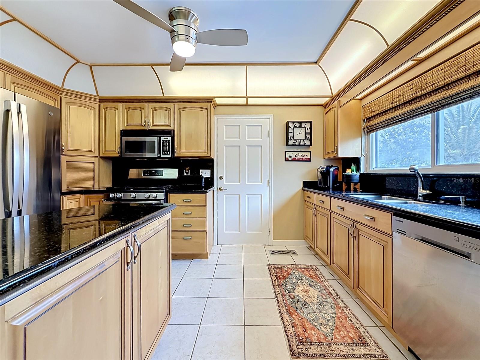 2045 BROADWAY, CLEARWATER, FL — photo 8