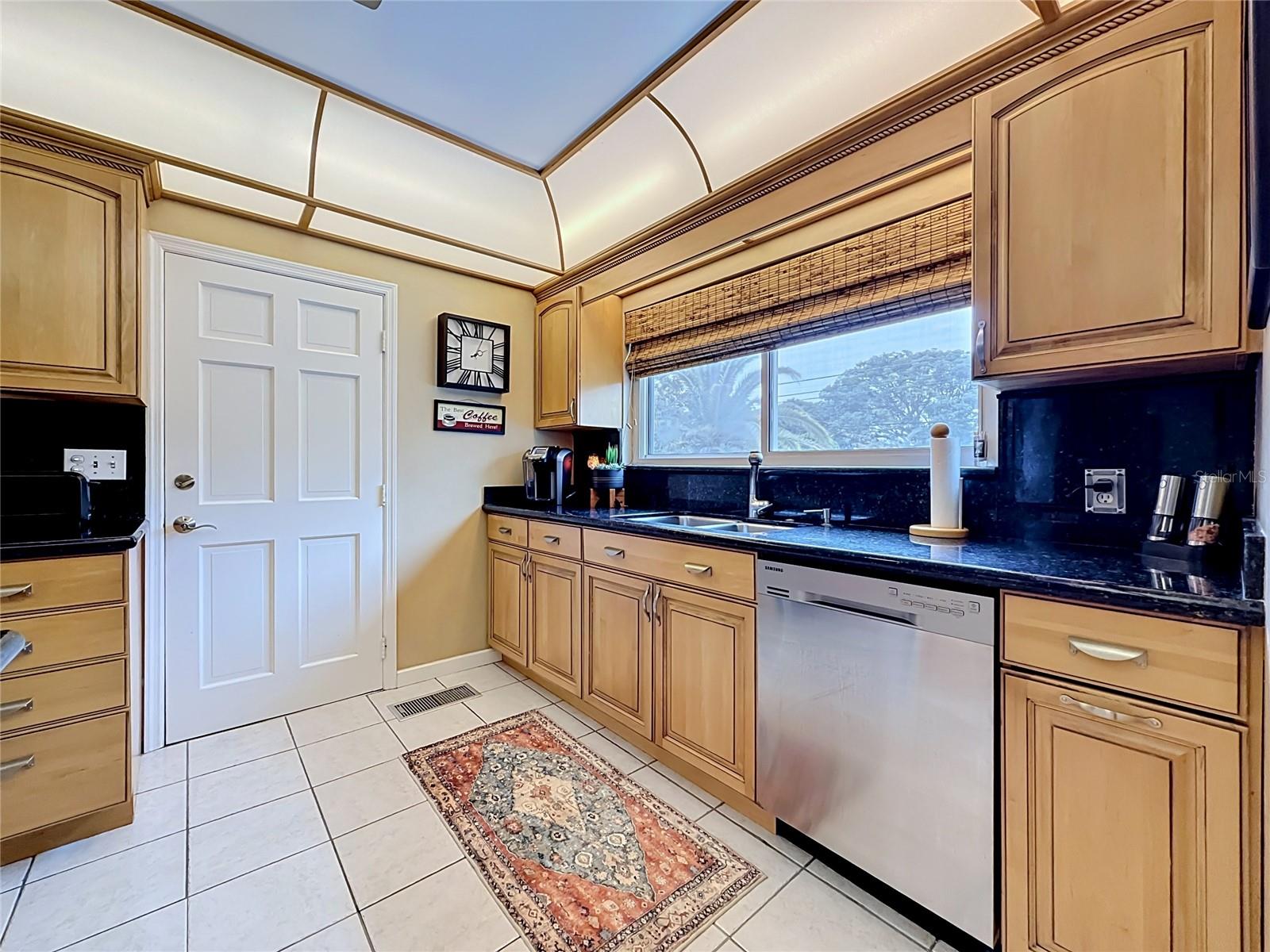 2045 BROADWAY, CLEARWATER, FL — photo 9