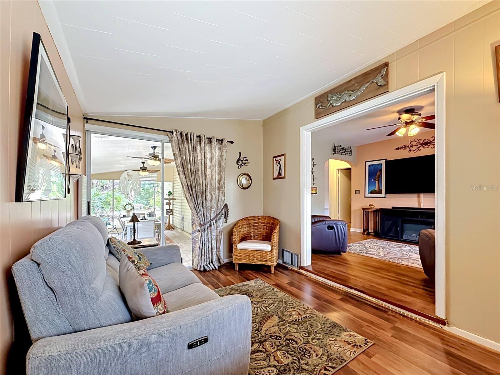 2045 BROADWAY, CLEARWATER, FL — photo 13