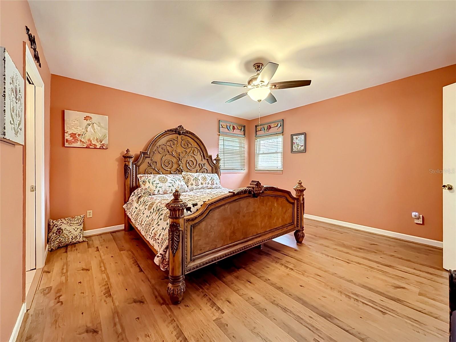 2045 BROADWAY, CLEARWATER, FL — photo 21