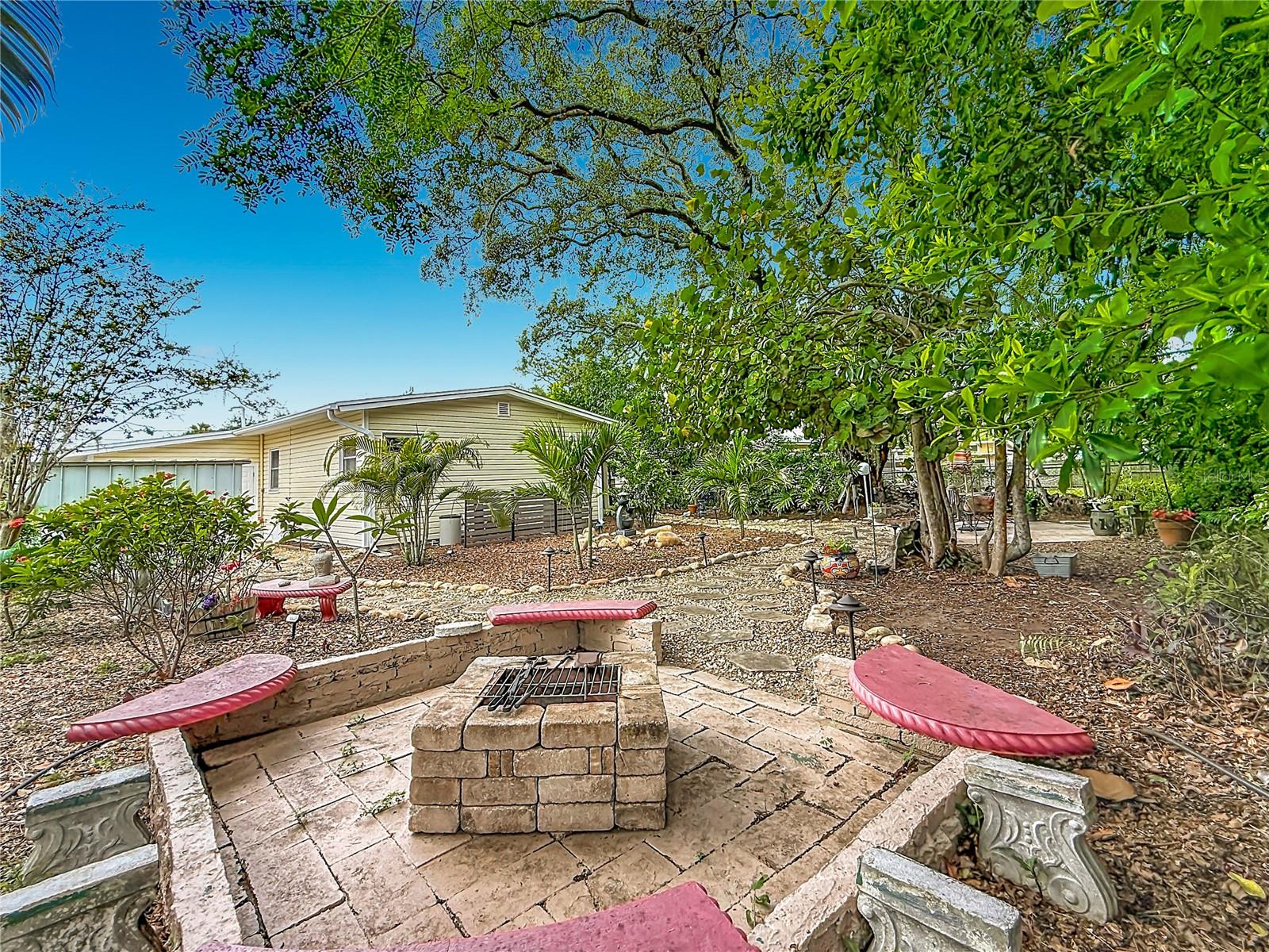 2045 BROADWAY, CLEARWATER, FL — photo 39