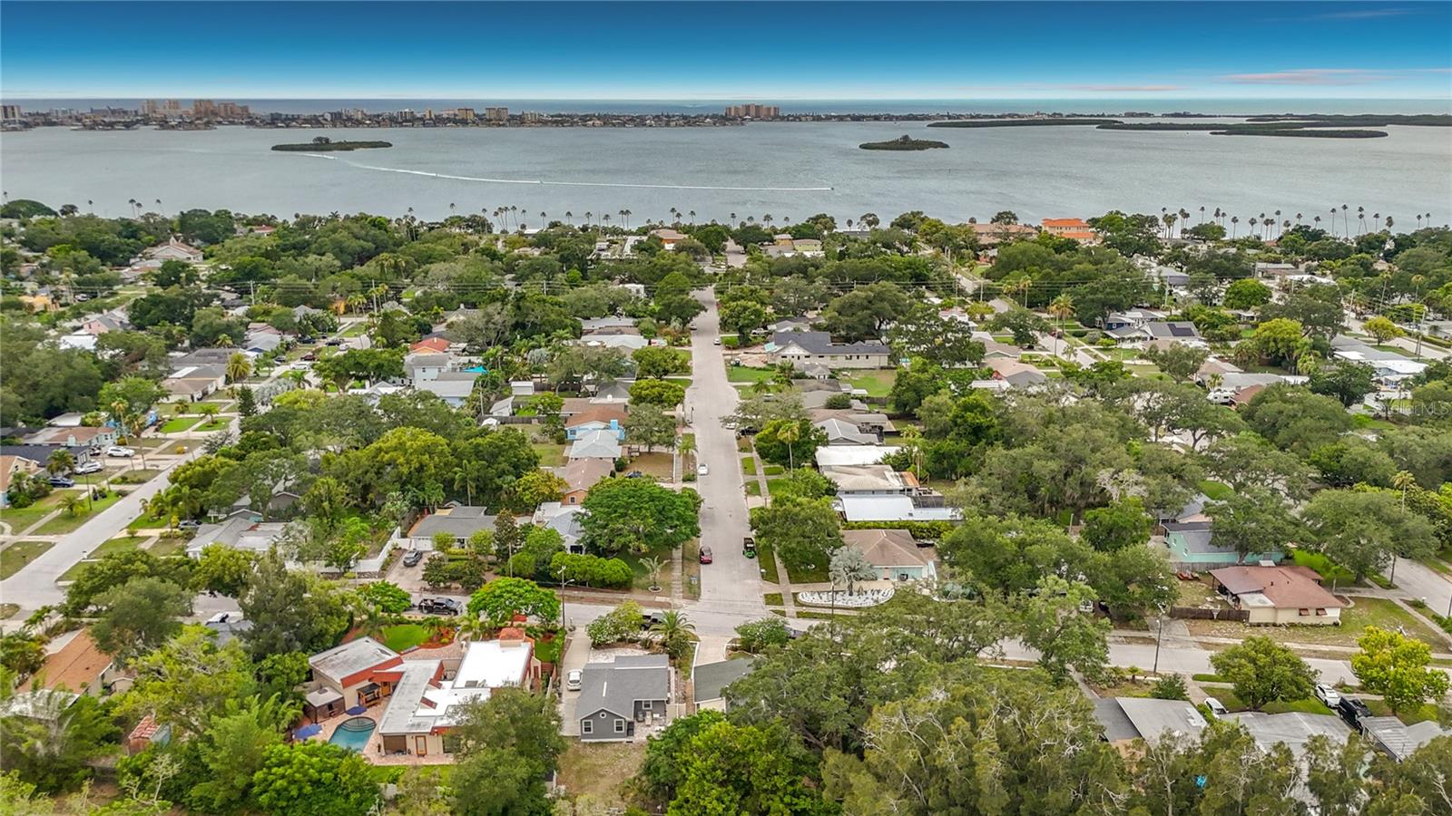 2045 BROADWAY, CLEARWATER, FL — photo 45