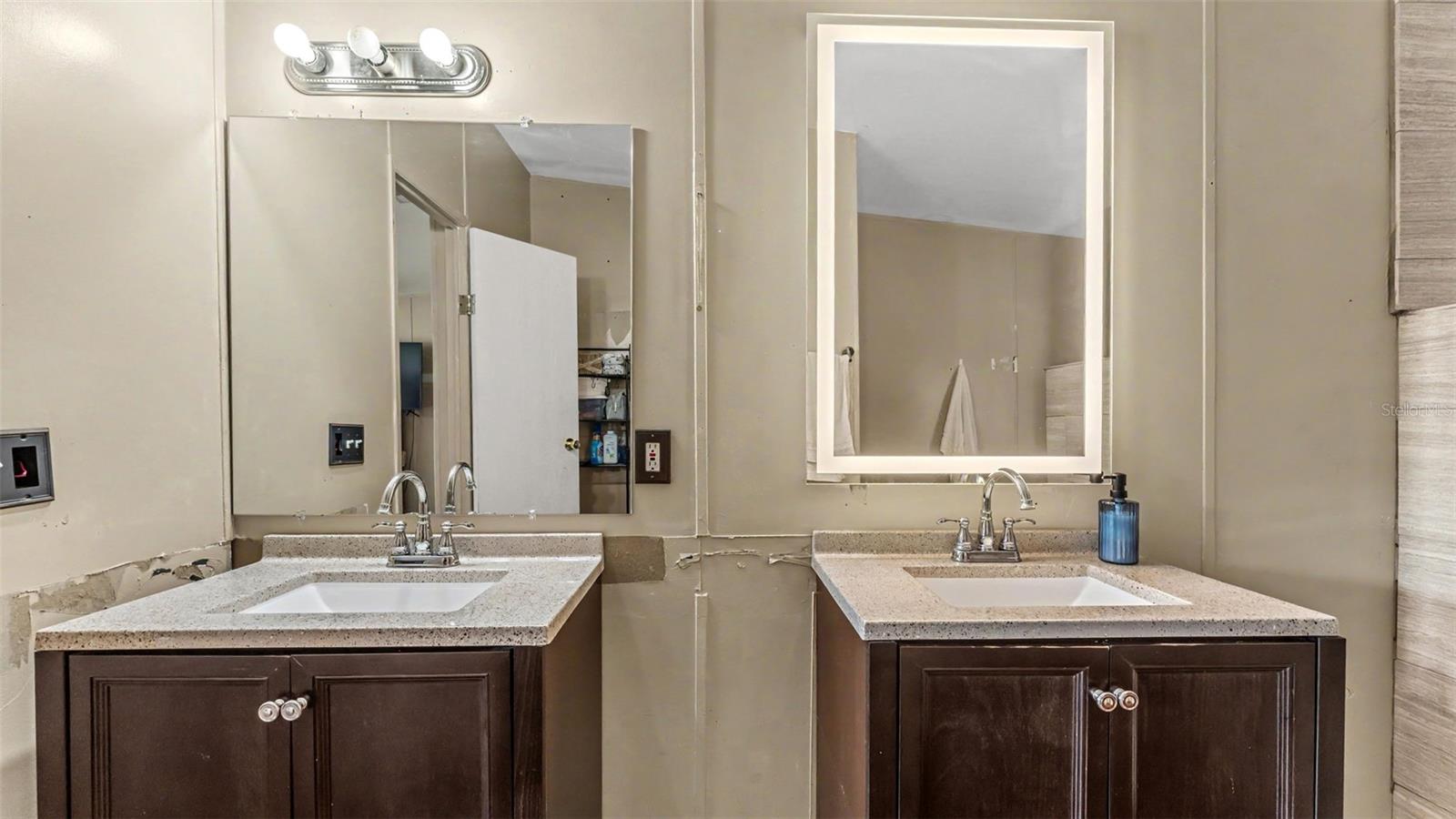4736 WALNUT CIR S, LAKELAND, FL — photo 23