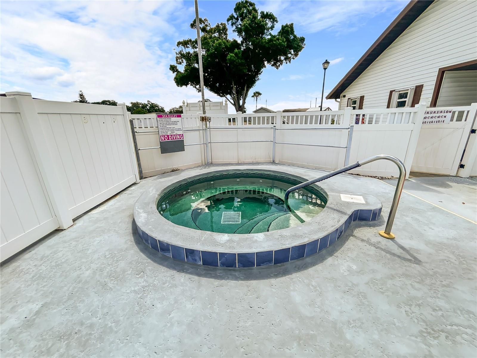 36412 LE SABRE WAY, ZEPHYRHILLS, FL — photo 40