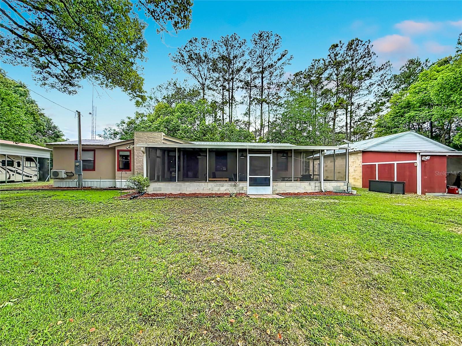 4300 NE 132ND CT, SILVER SPRINGS, FL