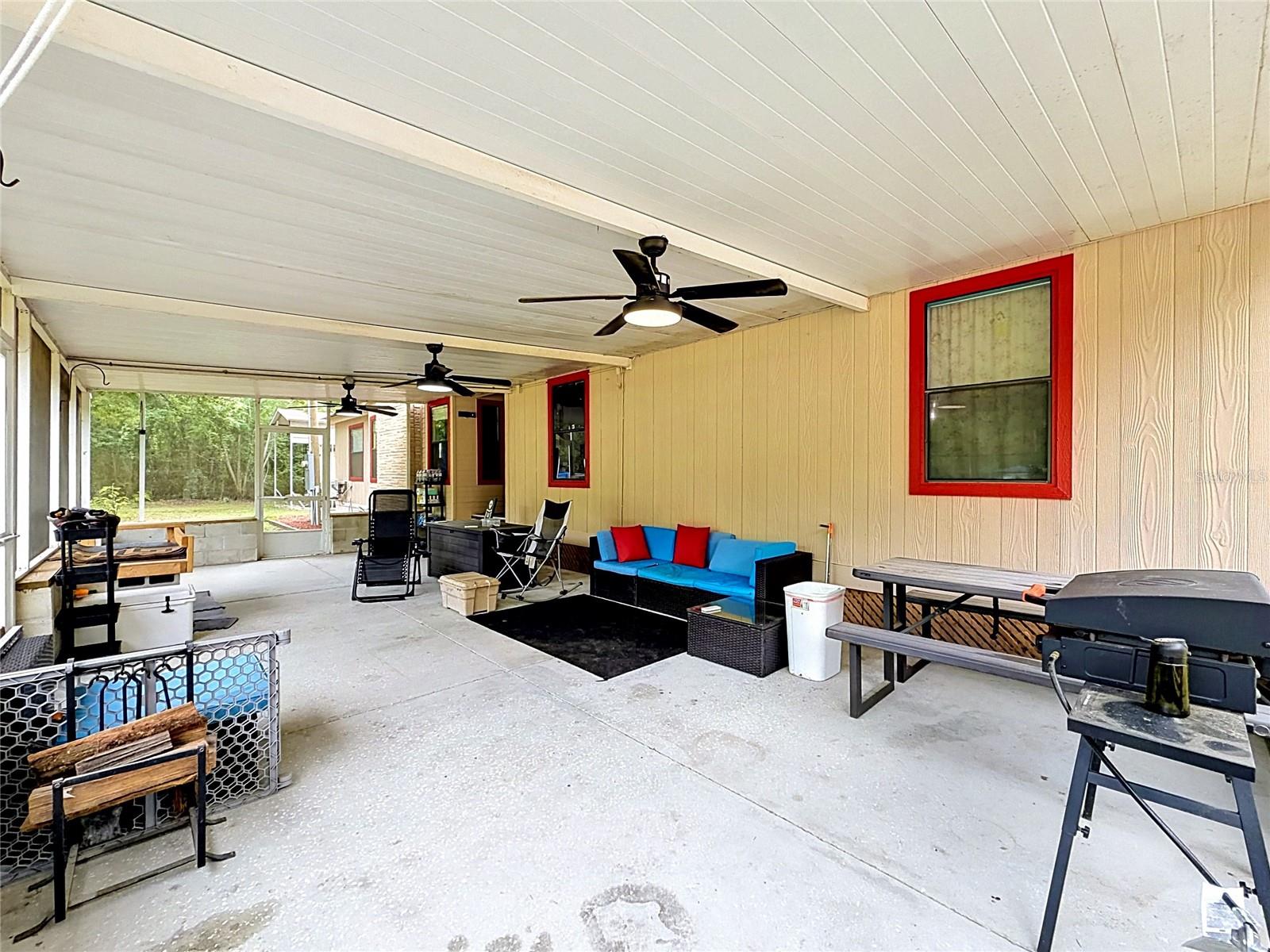 4300 NE 132ND CT, SILVER SPRINGS, FL — photo 4