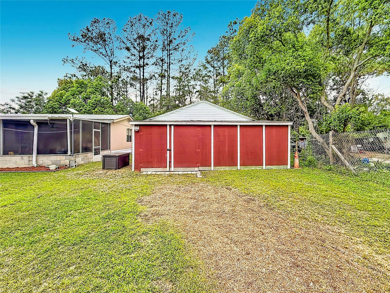 4300 NE 132ND CT, SILVER SPRINGS, FL — photo 31